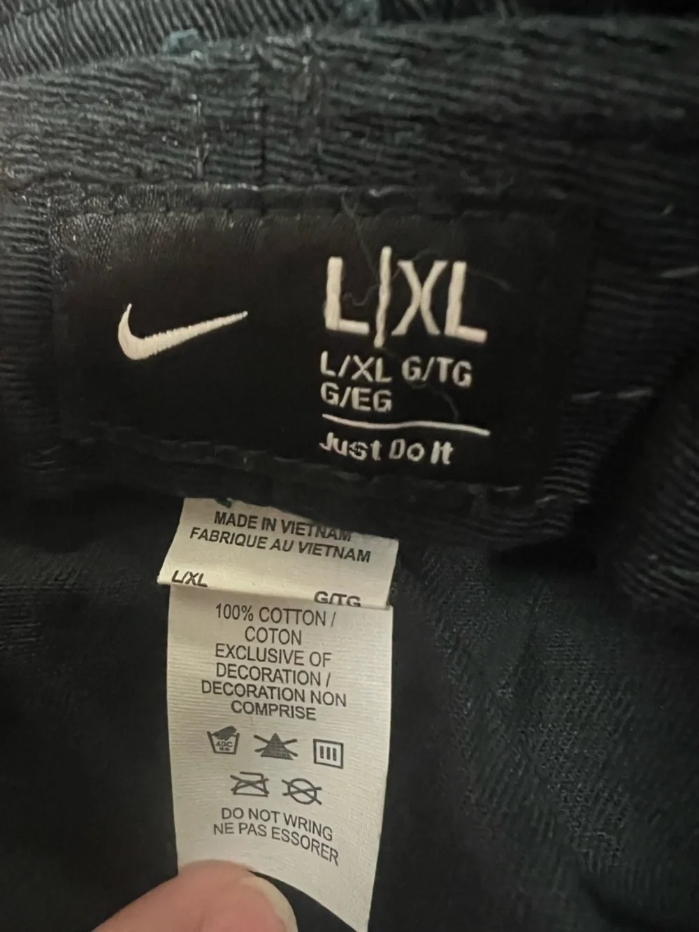 Nike Black Bucket Hat - Picture 4 of 4